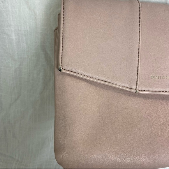 Matt & Nat VEGAN CROSSBODY BAG - light pink - Picture 5 of 15